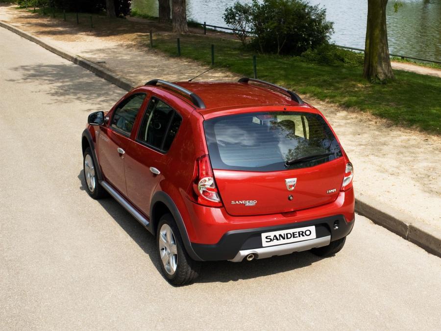  Dacia Sandero Stepway 2009 года  (фото 16 из 45)